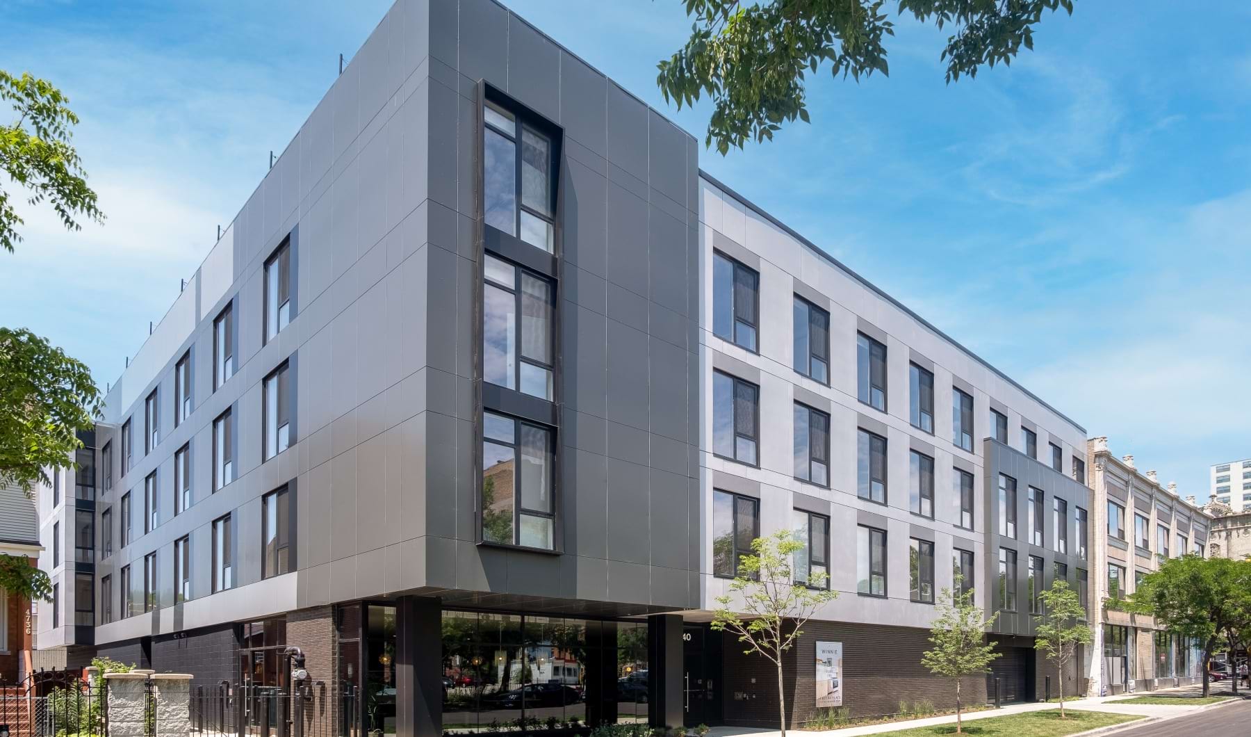 Uptown Living at The Winnie Winnie Exterior