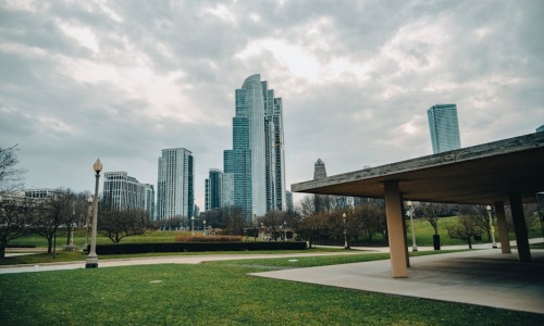 High-rise apartments Uptown Chicago